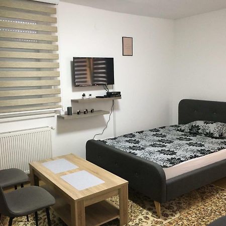 Old Town Cute Apartment Сараево Экстерьер фото