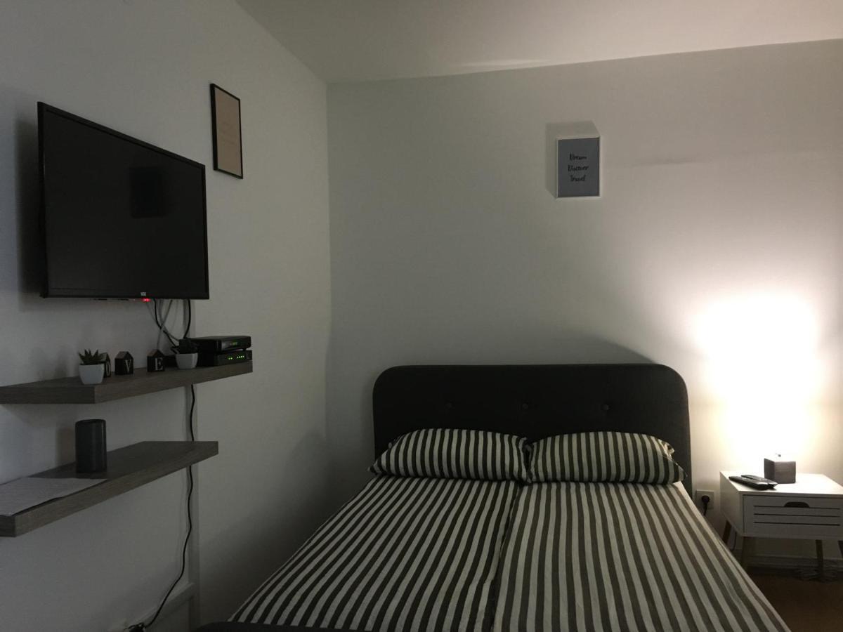 Old Town Cute Apartment Сараево Экстерьер фото